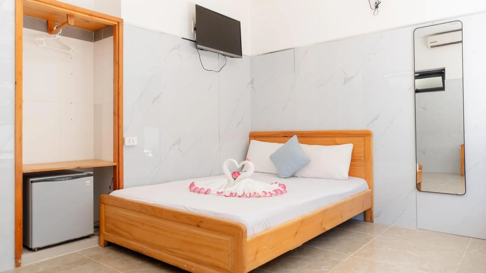 Quoc Thang Hotel Vung Tau 0*,  Vietnam